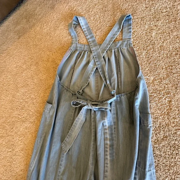 Women's Light Blue Denim jumper overalls - Picture 2 of 7